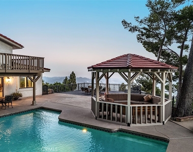 5660 Pine Cone Road - Photo Thumbnail 5