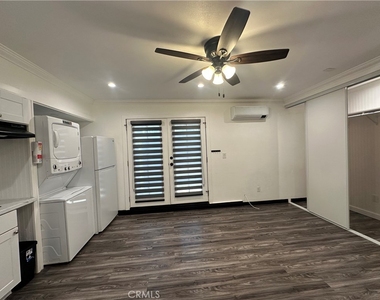 320 N Lyman - Photo Thumbnail 4