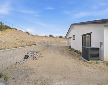 16315 Orick Avenue - Photo Thumbnail 12