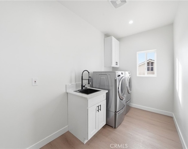 16315 Orick Avenue - Photo Thumbnail 2