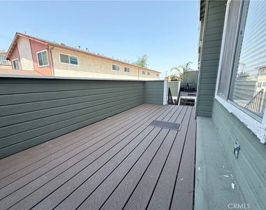 1163 W Badillo Street - Photo Thumbnail 6