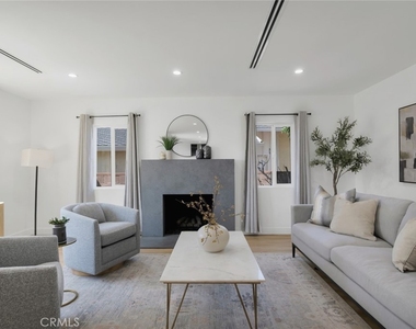 2115 W Clark Avenue - Photo Thumbnail 6