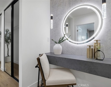 2115 W Clark Avenue - Photo Thumbnail 24