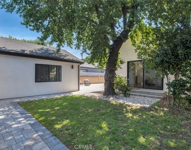2115 W Clark Avenue - Photo Thumbnail 28