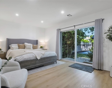 2115 W Clark Avenue - Photo Thumbnail 21