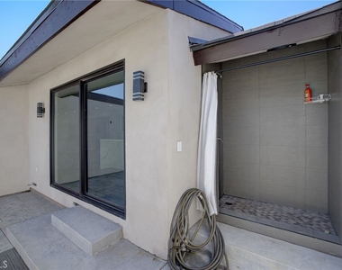 10920 Garden Grove - Photo Thumbnail 30