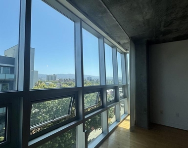 311 Oak St - Photo Thumbnail 5