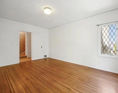 111 Windsor - Photo Thumbnail 18