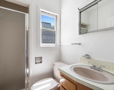 111 Windsor - Photo Thumbnail 30