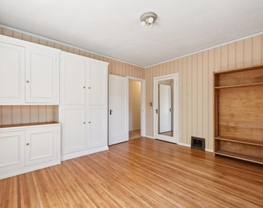 111 Windsor - Photo Thumbnail 24