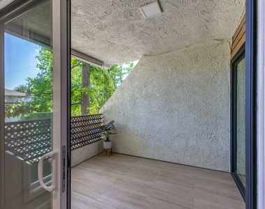 400 N Louise Street - Photo Thumbnail 16