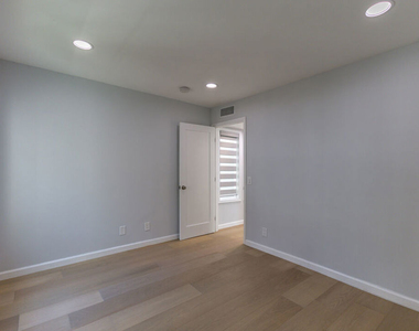400 N Louise Street - Photo Thumbnail 28