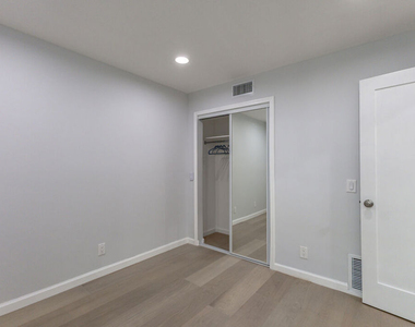 400 N Louise Street - Photo Thumbnail 21