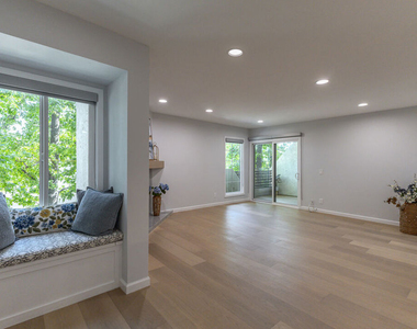 400 N Louise Street - Photo Thumbnail 13