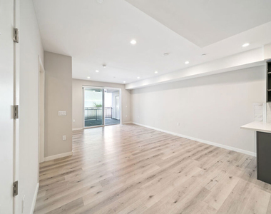 1226 S Bedford Street - Photo Thumbnail 6