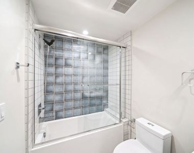 1226 S Bedford Street - Photo Thumbnail 15