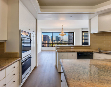 10551 Wilshire Boulevard - Photo Thumbnail 19