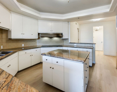 10551 Wilshire Boulevard - Photo Thumbnail 21