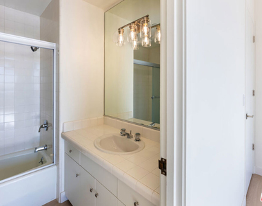 10551 Wilshire Boulevard - Photo Thumbnail 39