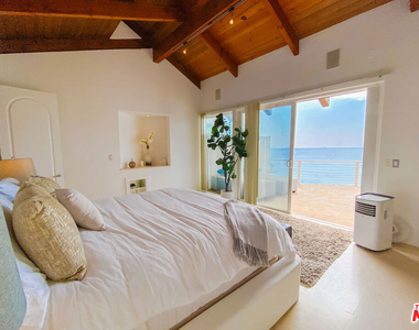 27112 Malibu Cove Colony Drive - Photo Thumbnail 24