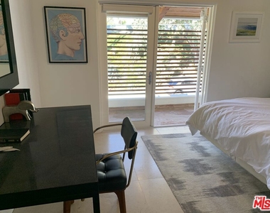 27112 Malibu Cove Colony Drive - Photo Thumbnail 10