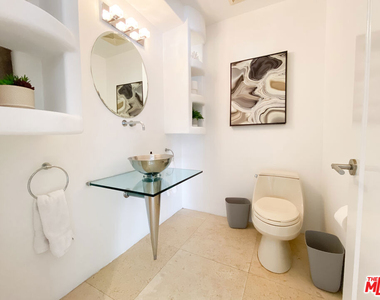 27112 Malibu Cove Colony Drive - Photo Thumbnail 25
