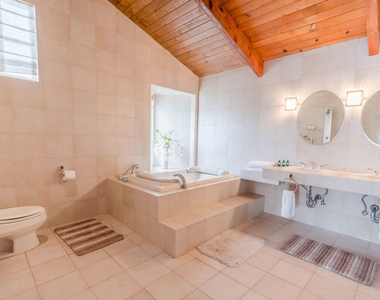 27112 Malibu Cove Colony Drive - Photo Thumbnail 31