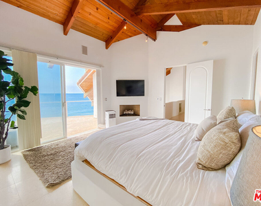 27112 Malibu Cove Colony Drive - Photo Thumbnail 23