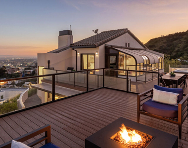 1815 N Crescent Heights Boulevard - Photo Thumbnail 17
