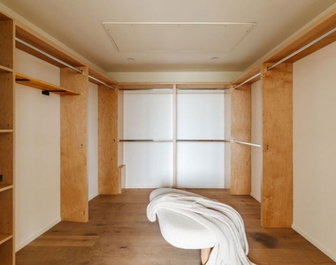 3214 Highland Avenue - Photo Thumbnail 13
