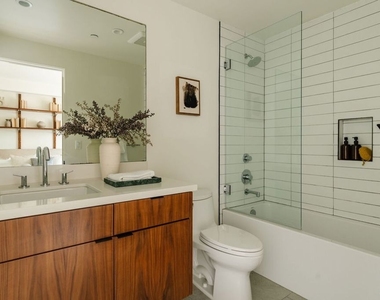 3214 Highland Avenue - Photo Thumbnail 17