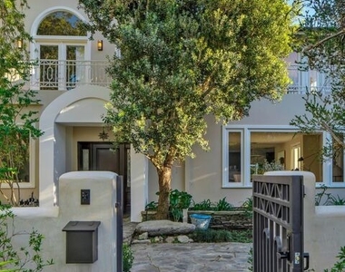 314 Palisades Avenue - Photo Thumbnail 2