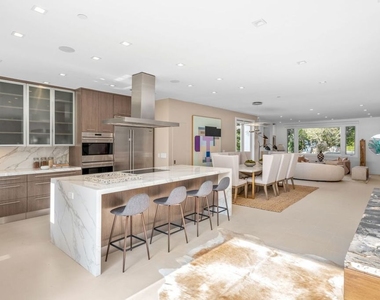 314 Palisades Avenue - Photo Thumbnail 12