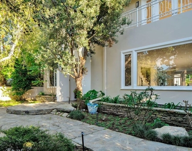 314 Palisades Avenue - Photo Thumbnail 3