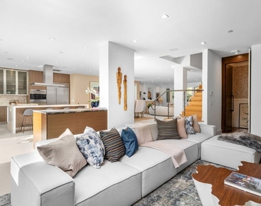 314 Palisades Avenue - Photo Thumbnail 13