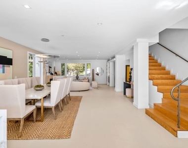 314 Palisades Avenue - Photo Thumbnail 11