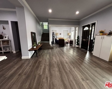 741 Crenshaw Boulevard - Photo Thumbnail 4