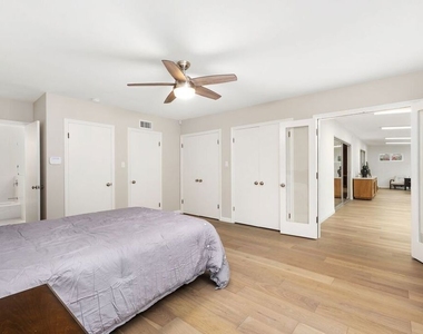 6204 S Corning Avenue - Photo Thumbnail 21