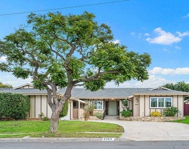6204 S Corning Avenue - Photo Thumbnail 1