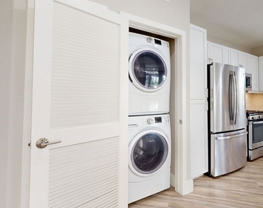 6280 W 3rd Street - Photo Thumbnail 7