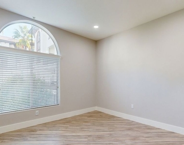 6280 W 3rd Street - Photo Thumbnail 4