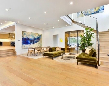 13020 Greenleaf Street - Photo Thumbnail 4