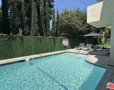 711 Orange Grove Avenue - Photo Thumbnail 3