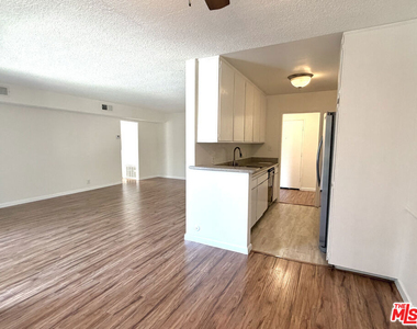 711 Orange Grove Avenue - Photo Thumbnail 6