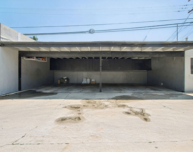 1138 S Sherbourne Drive - Photo Thumbnail 14