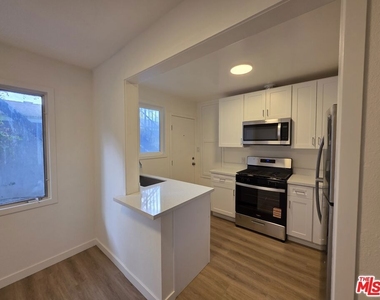 1280 West Boulevard - Photo Thumbnail 45
