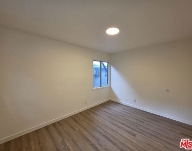 1280 West Boulevard - Photo Thumbnail 33