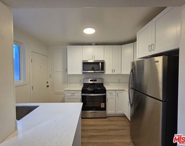 1280 West Boulevard - Photo Thumbnail 46