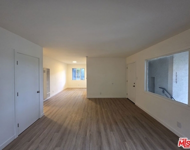 1280 West Boulevard - Photo Thumbnail 14
