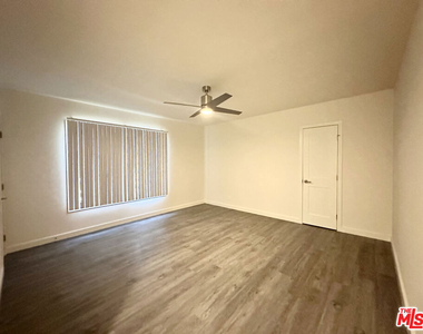 1155 Horn Avenue - Photo Thumbnail 8
